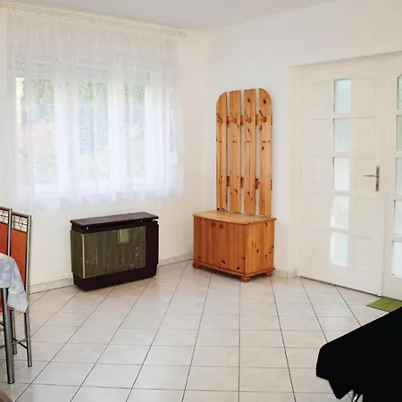 One-bedroom Holiday In *